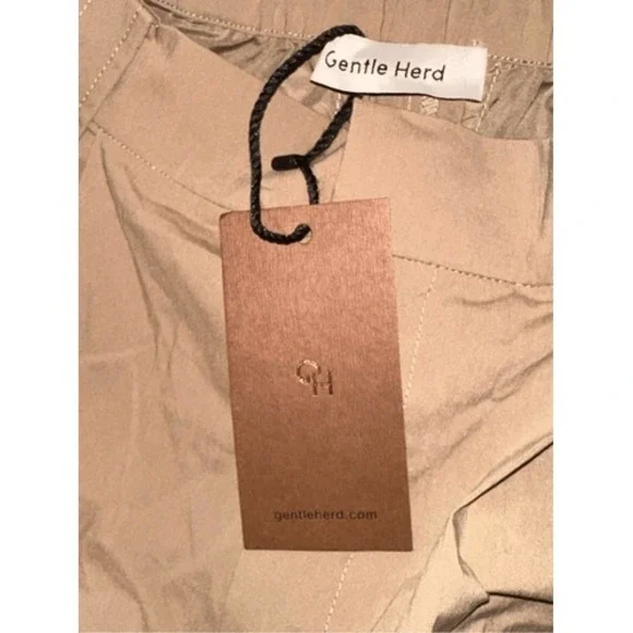 NEW WITH TAGS Gentle Herd Size Large Cargo Pants retails $120 - Picture 3 of 7